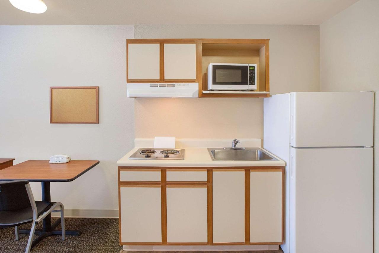 Woodspring Suites Jacksonville Beach Blvd Buitenkant foto